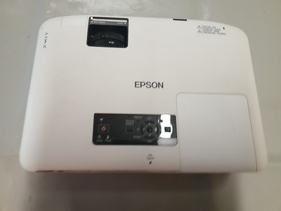 HDMI Epson Beamer EB-1910 4000lm mit Adapter auf HDMI und Lautsprecher Zustand