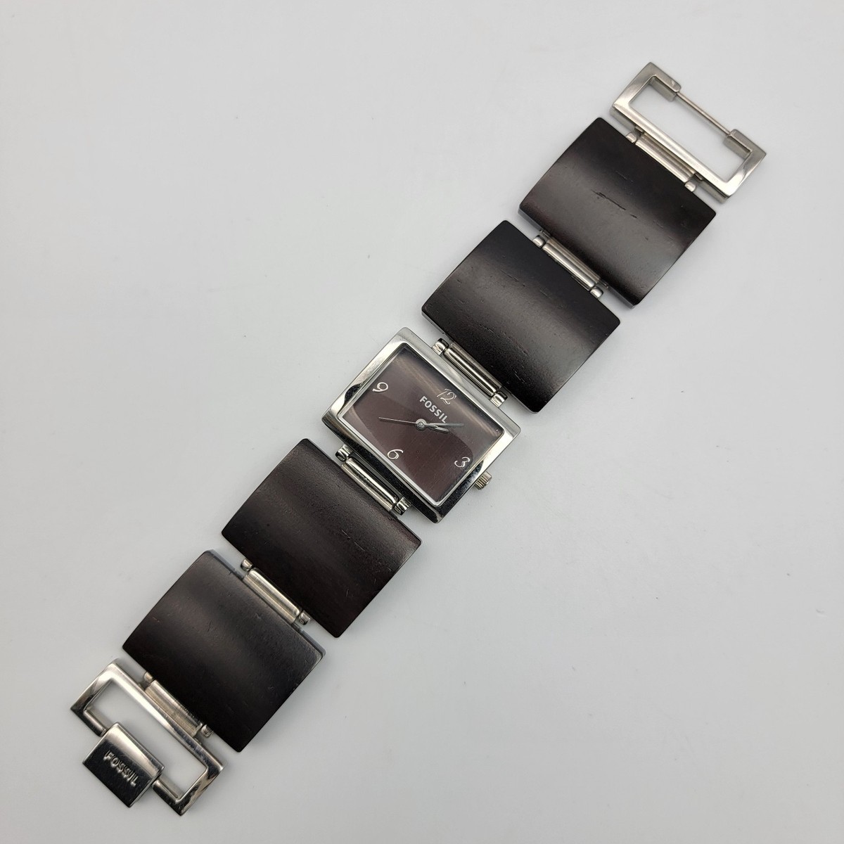 Fossil ES-1540 Women Watch 28mm Brown Wood Band 5ATM, Runs  display picture 1