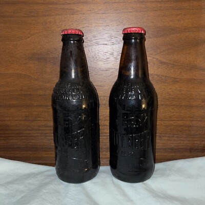 (2) Vintage I.B.C. Root Beer Co. Glass Bottle Sealed Cap Dallas Texas Soda (A-3)
