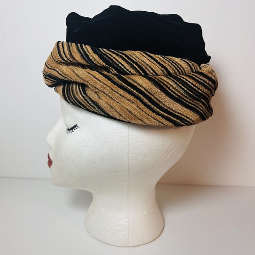 Sombrero cubo turbante acanalado de terciopelo negro vintage de los años 50 rayas doradas - Imagen 8 de 13