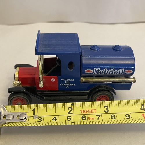 Matchbox Models of Yesteryears 1912 Ford Model T MobilOil 1978 - Picture 2 of 9