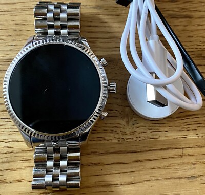 mostradores michael kors access