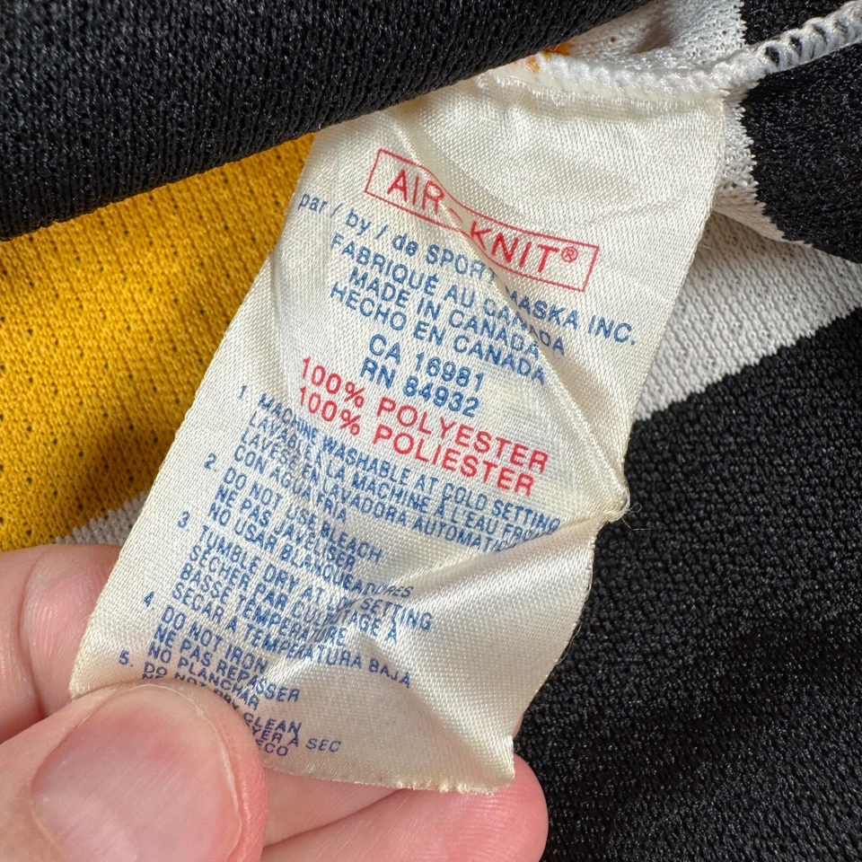 Camiseta deportiva blanca pequeña vintage CCM Joe Thornton #19 Boston Bruins para hombre Pooh Bear Foto 4 de 4