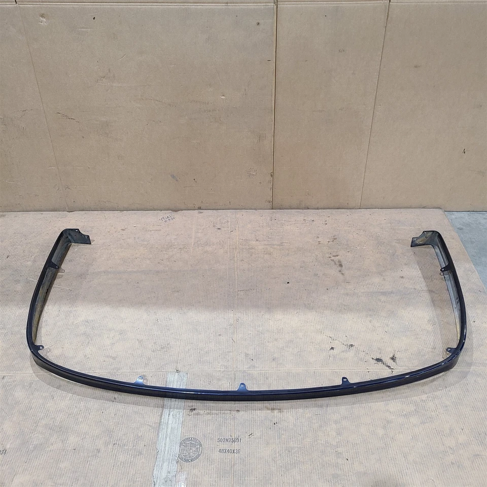 Parachoques trasero Facia 98-02 Camaro Z28 moldura inferior Aa7303 Foto 2 de 4