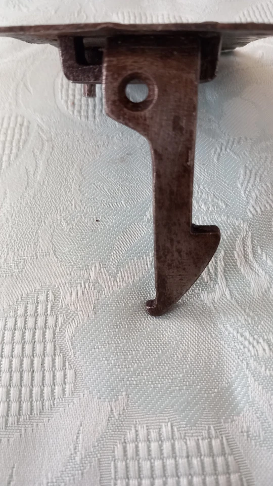 Paillette ancienne de volet à arrêt vertical haut : mécanisme à tringle, poucier - Photo 3/4