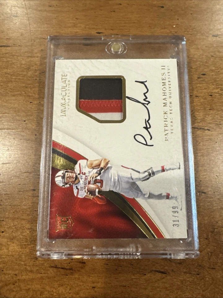 2017 Immaculate Collection Collegiate Patrick Mahomes Rookie Patch Auto 31/99 - Image 3 of 4