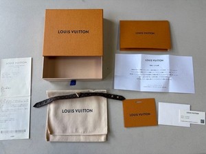 Louis Vuitton Essential V M6042E Bracelet Gold Monogram Calf Leather