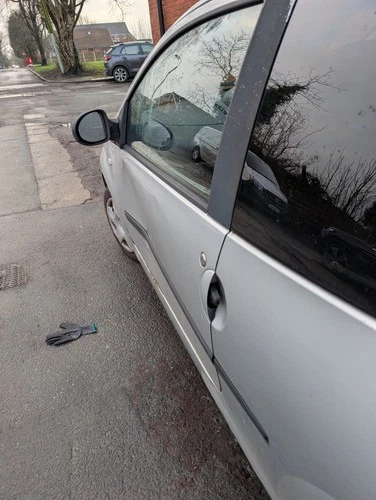 Renault Twingo 2008 Extreme Petrol 1.2  3 Door (Spares and Repairs only) - Picture 6 of 7