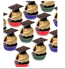 qiqee Graduation Cupcake Liners Muffin 300-Count 6 Original Design Food Grade