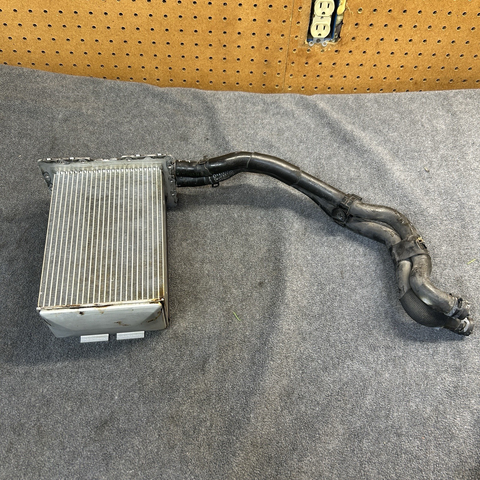 Bentley Continental GTC GT / Audi S8 RS7 4.0L V8 Engine Intercooler Radiator OEM