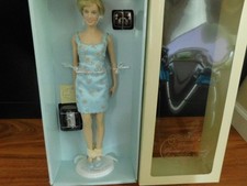 Franklin Mint Princess Diana Vinyl Grandeur RARE Doll Complete Pristine W COA