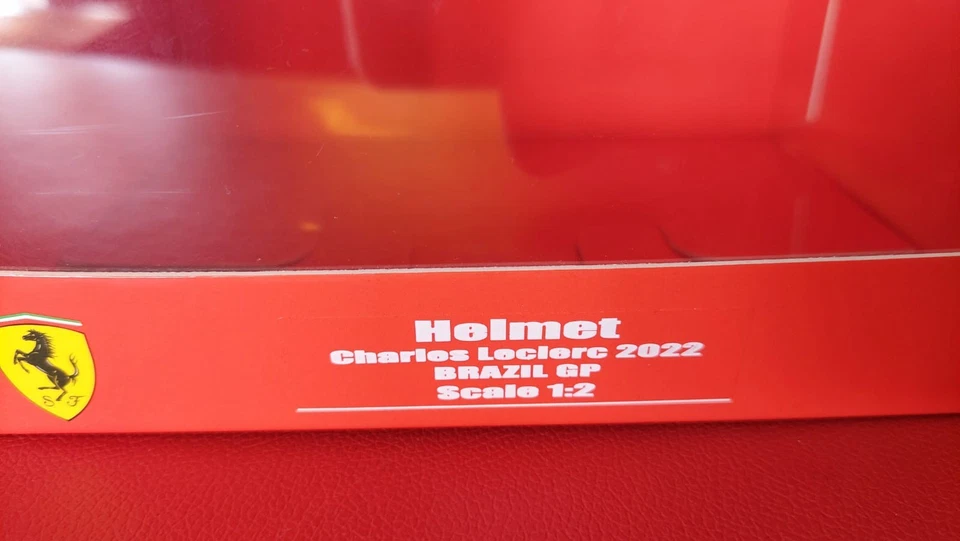 Casco Helmet Bell 1:2 Ferrari Charles Leclerc 2022 Brazil Firmed Autografo - Immagine 4 di 4
