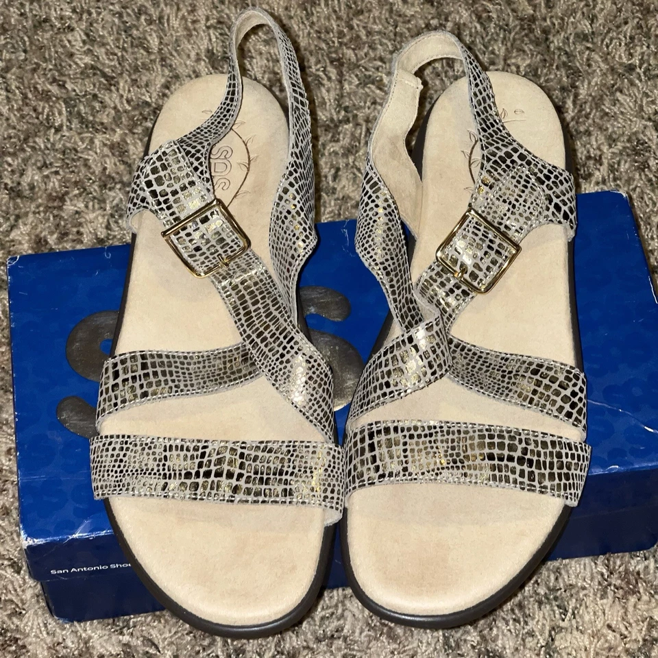 SAS Sandals Women 12 Laguna Strappy Olive Gold Cross Strap Open Toe Animal Print - Image 3 of 4