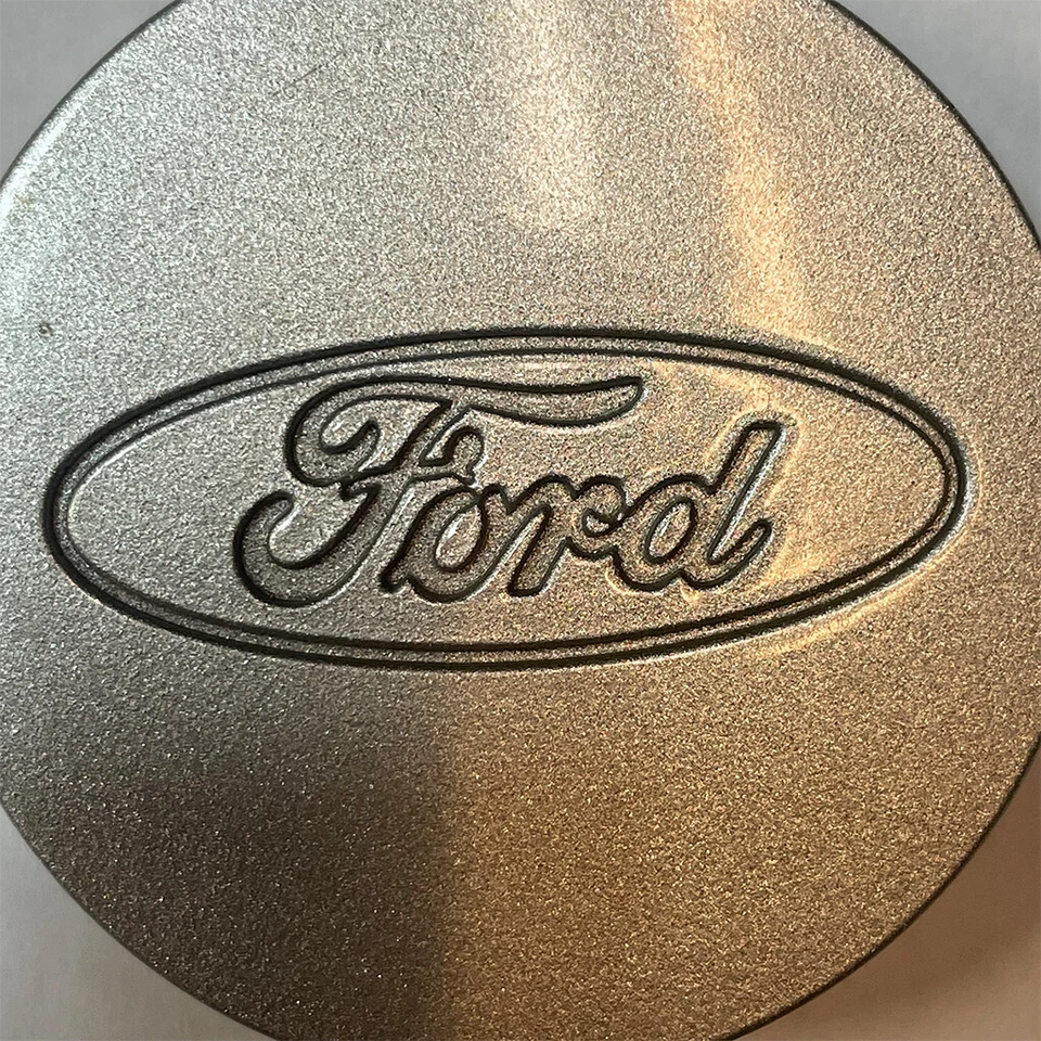 🔥 Tapa central única plateada OEM 🔥 para 98-02 Ford ESCORT F5C6-1A096-BA 560-03247 Foto 3 de 4