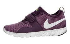 Nike TRAINERENDOR Merlot Sail Flash Lime Athletic 616575-613 (512) Men's Shoes