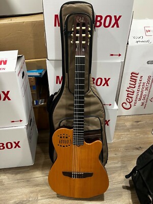 Godin ACS-SA Nylon String Acoustic/Electric Guitar