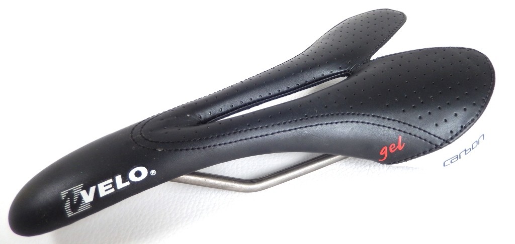 SELLE V/ VÉLO Carbon Gel Noire Rails Titanium Neuve $117.14 - CA