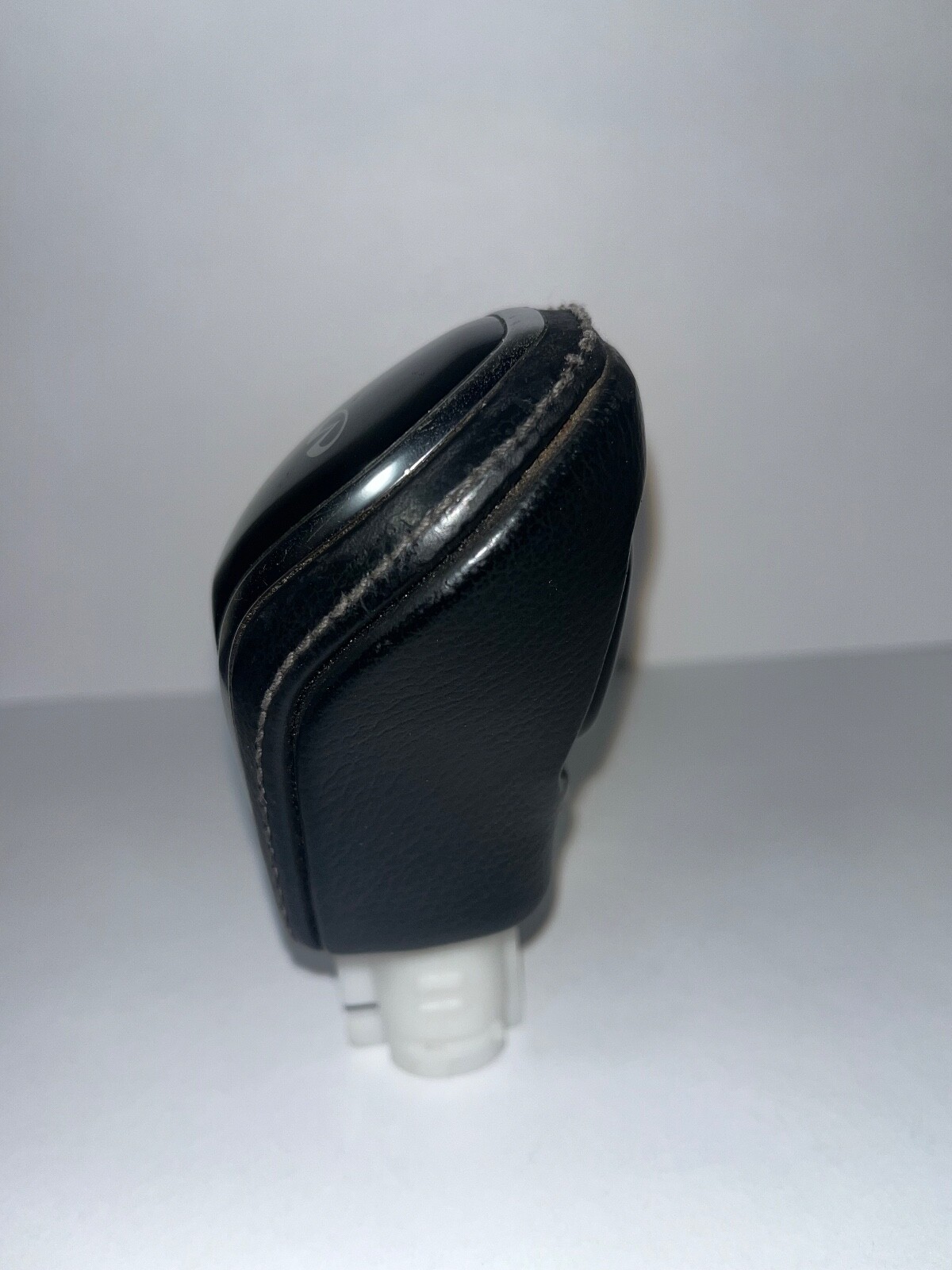 OEM Factory Genuine Infiniti Q50 Q60 QX60 QX80 G37 Leather Shift Knob