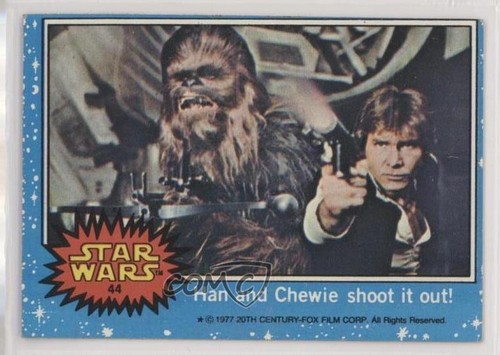 1977 Topps Star Wars #44 Han and Chewie shoot it out! — Raw