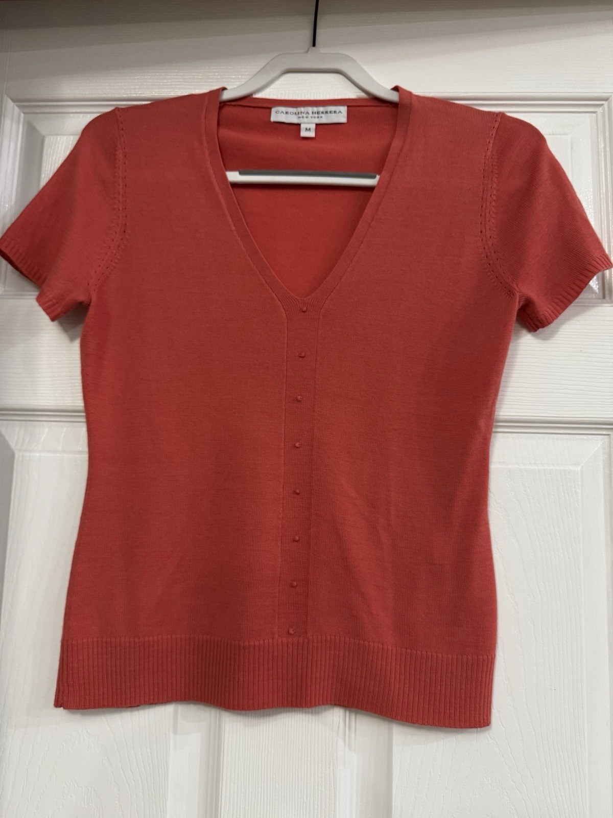 Medium Carolina Herrera Orange/Red Short Sleeve Top 100% Cashmere V-Neck