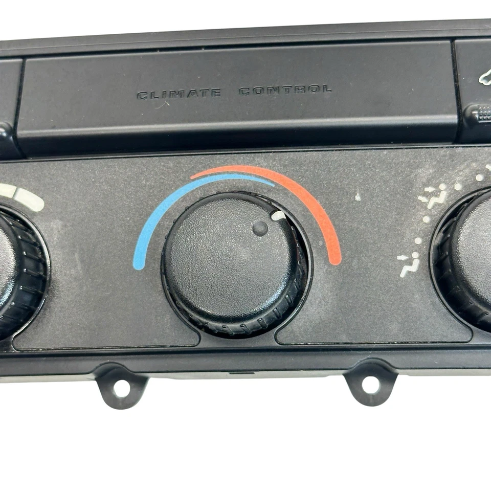 Chrysler Voyager 2001 OEM AC calefacción control de temperatura 5005001AD 01 02 Foto 3 de 4