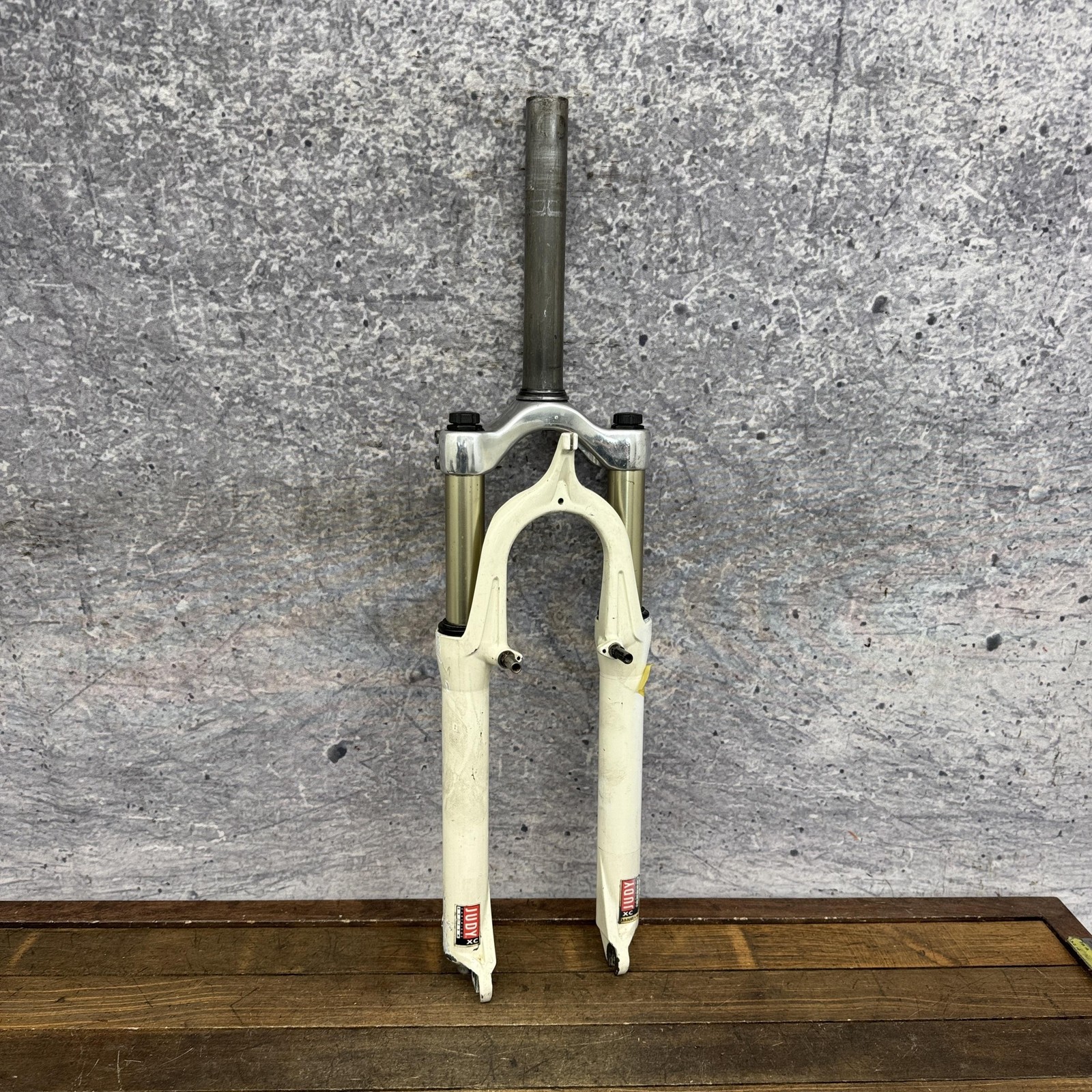 Vintage RockShox Judy XC Suspension Fork 26 1 1/8 Threadless