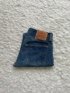 90s Vintage Levi's 501xx w32xl34 (actual W29xL30.5)