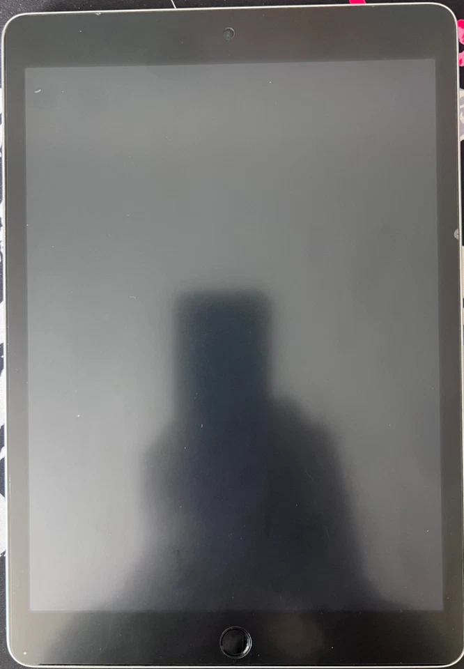 Apple iPad (9th generation) · 256GB · Wi-Fi, Foto 2 von 3