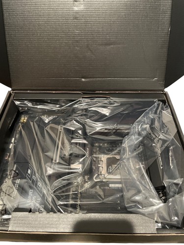 ASUS ROG STRIX Z890-E GAMING WIFI Intel Z890 LGA 1851 Motherboard *Light damage* - Afbeelding 6 van 12