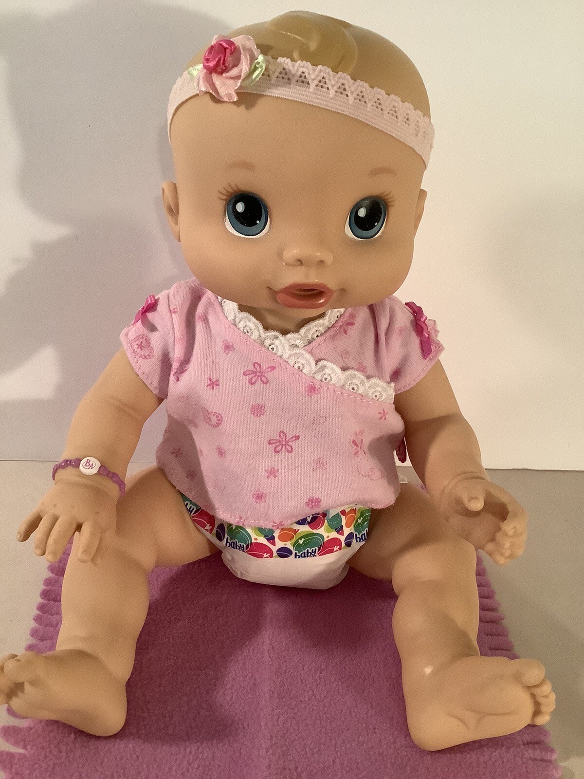 Baby Alive Wets N Wiggles Girl Doll With Diaper Bag All Baby Alive