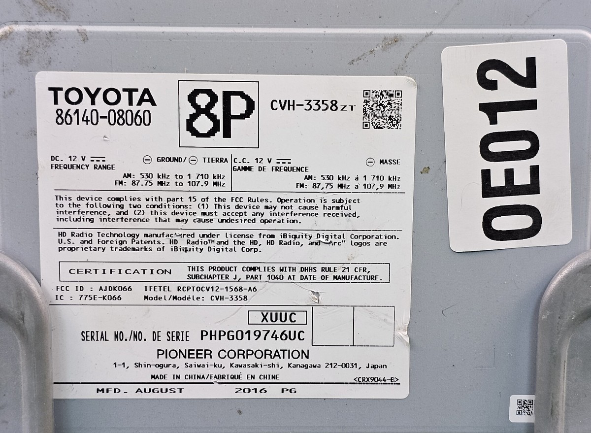 Toyota Sienna 2017 Radio Receiver with Display 86140-08060 Oem ID