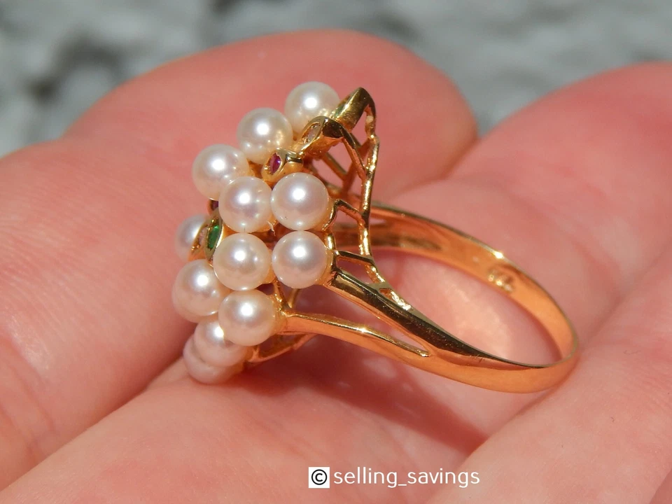 18K YELLOW GOLD PEARL EMERALD RUBY DIAMOND 8/10 INCH WIDE CLUSTER RING SIZE 6.5 - Image 3 of 4