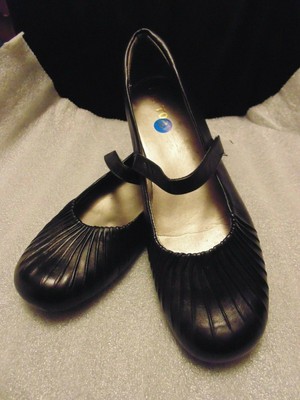 me too mary jane shoes