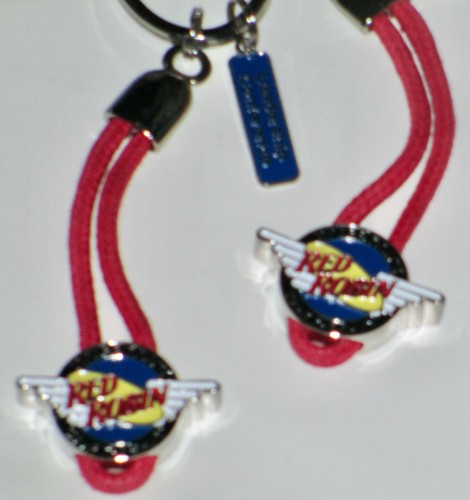 LOT OF 2 RED ROBIN SILVER-TONE/ENAMEL/RED CORD LEADERSHIP CONFERENCE KEYCHAINS - Picture 2 of 3