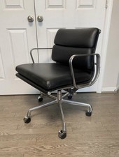Herman Miller Eames Soft Pad Management Chair