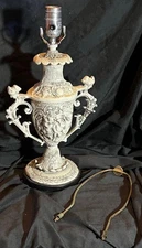 Chic White Tole Painted Romantic Cherubs Putti Metal Boudoir Vanity Table Lamp