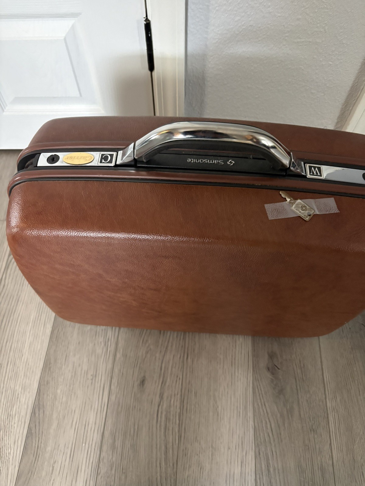 Vintage Samsonite Horizon Suitcase Luggage Brown Hard Shell 25