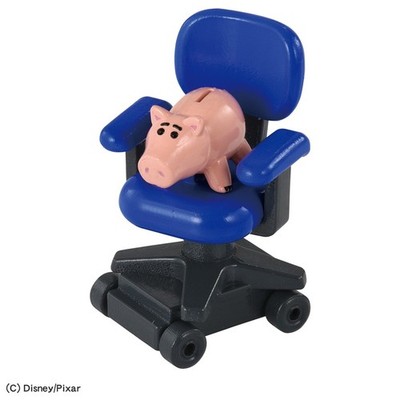 Takara Tomy Dream Tomica Toy Story 5 SP Ride On Hamm & Andy's chair