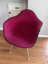 Vtg MCM Herman Miller Eames Fiberglass Arm Ch...