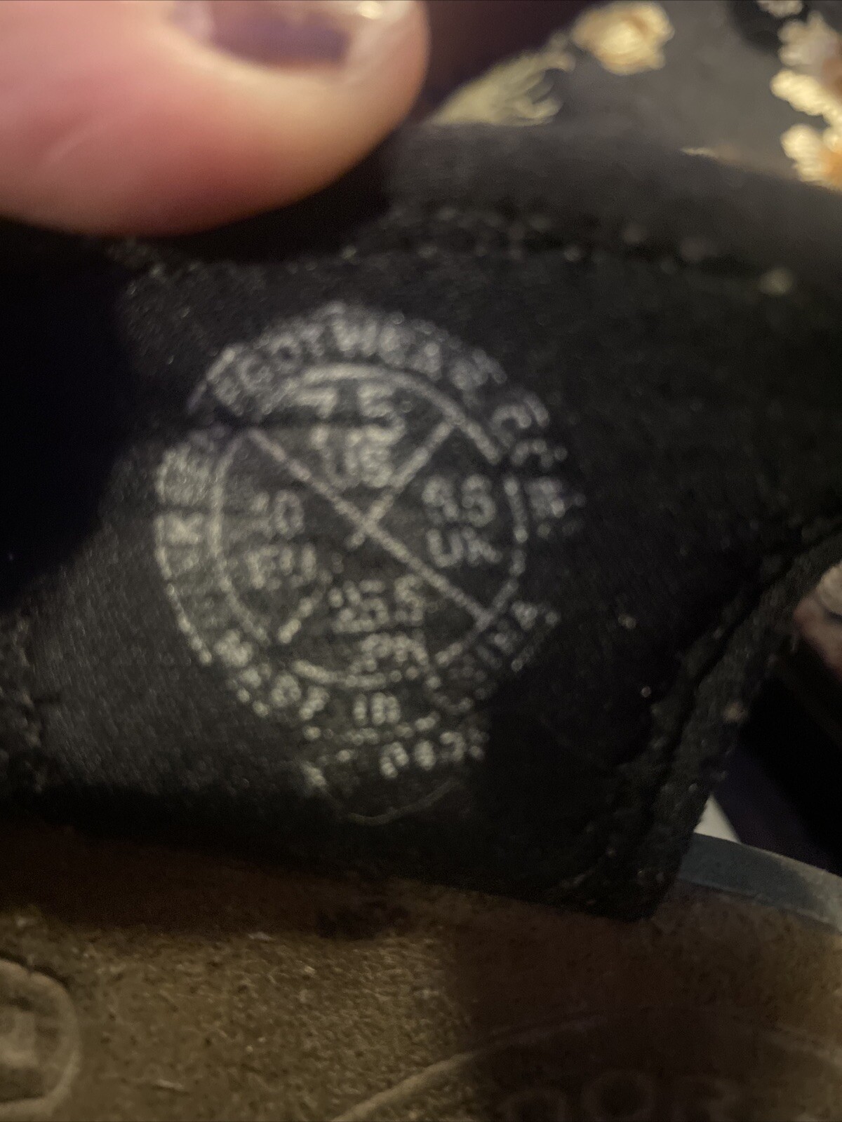 Nuovo sandalo sportivo unisex Keen impermeabile in pelle taglia 7 5 punta chiusa. Scarpe da trekking