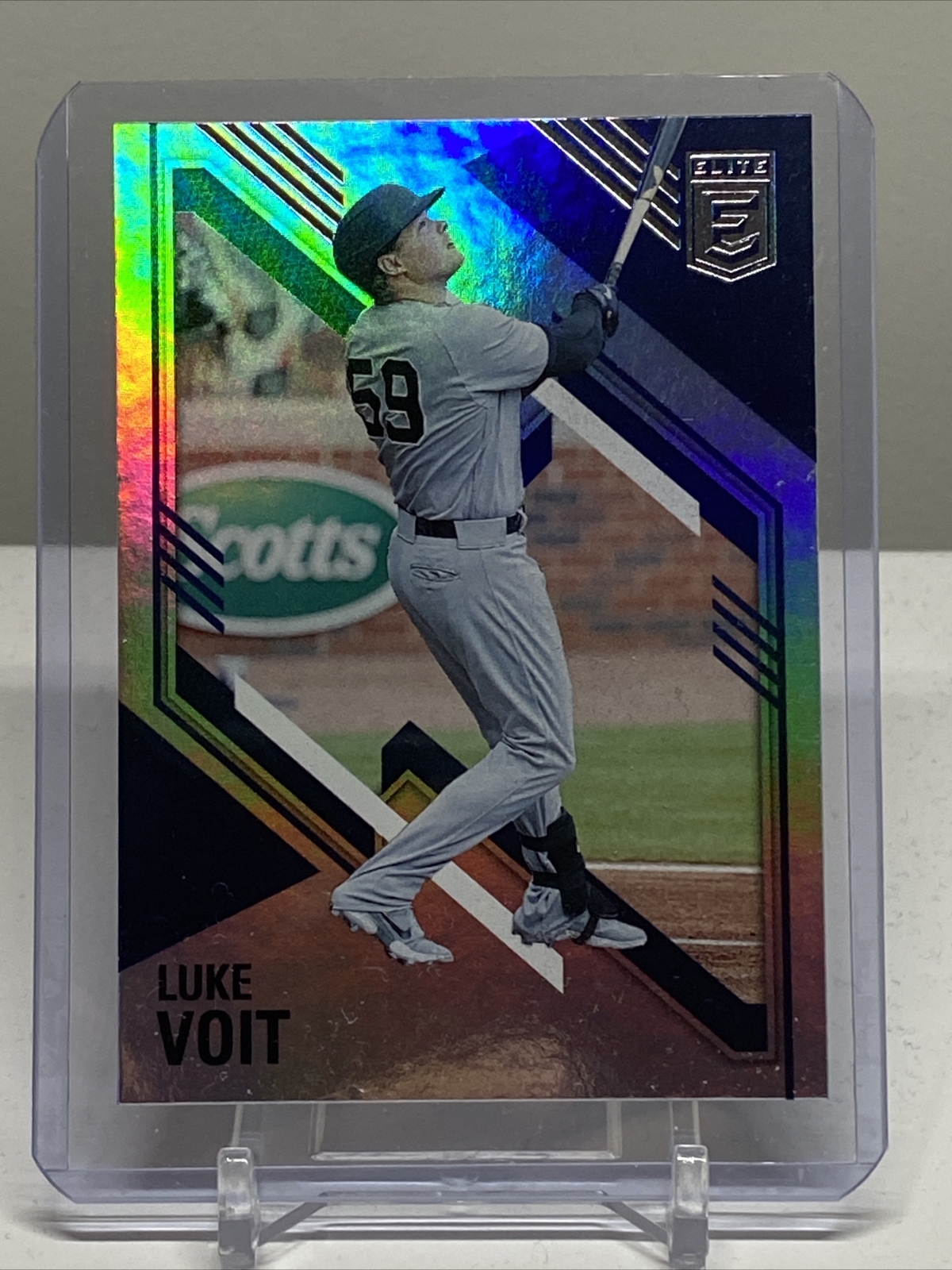 2021 Panini Chronicles Elite Luke Voit #35 New York Yankees 