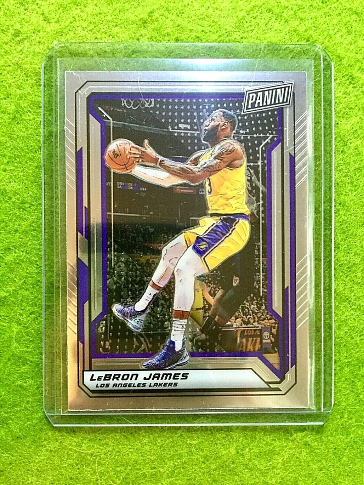  LEBRON JAMES PLATA CROMO TARJETA JERSEY #23 LAKERS SP - 2019 Panini National VIP
