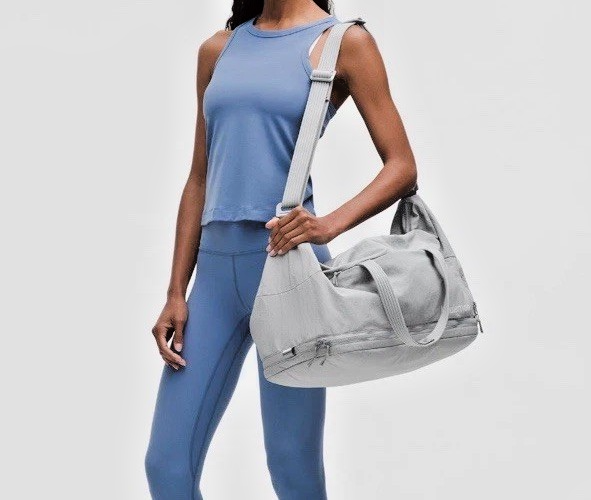 YOLO Lululemon gym bag ボストン　ダッフル 3-in-1 ジムダッフルバッグ 30L | バッグ | Lululemon JP