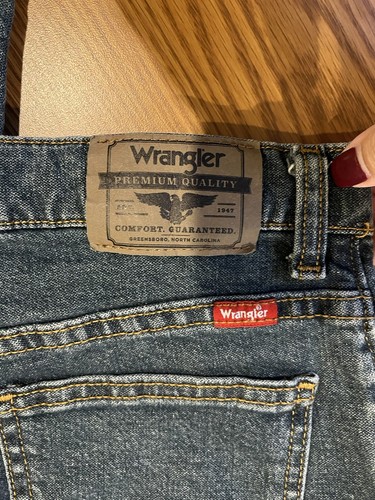 Wrangler Boys Size 10 Husky Jeans-Loose & Bootcut 2 Pairs NEW /Tags Adj Waist - Picture 24 of 24