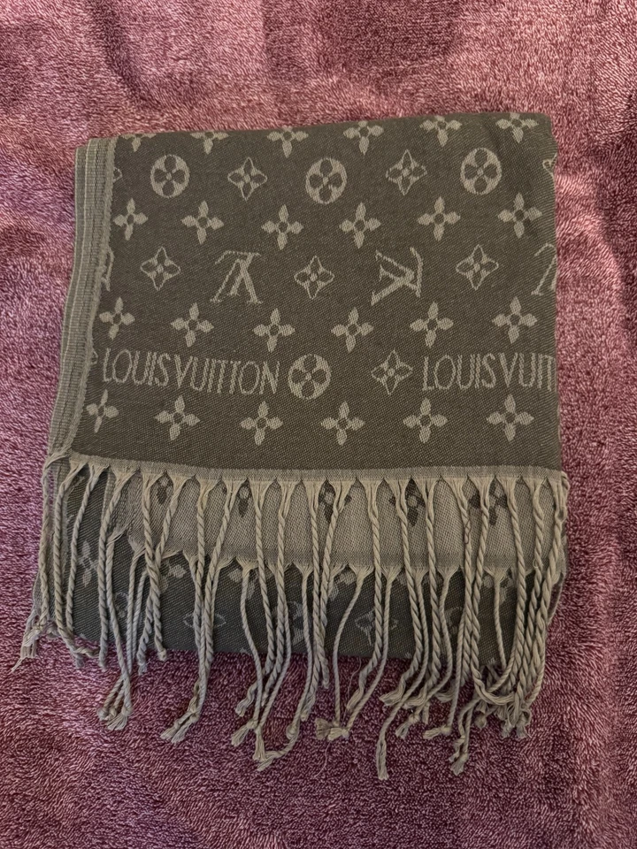 LOUIS VUITTON Marrón Monograma Chal Bufanda/Diadema Envoltura Cachemira/Seda Foto 2 de 3