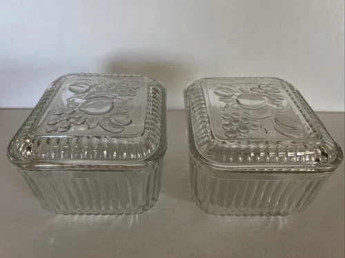 2 Vintage Federal Refrigerator Dishes w/ Lid Embossed Fruit 2.5” X 4.25” X 5"