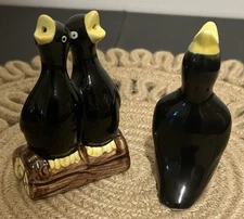 Vintage Lot 2 Black Pie Bird Vents Funnel Double Blackbirds Log Whistle (A)