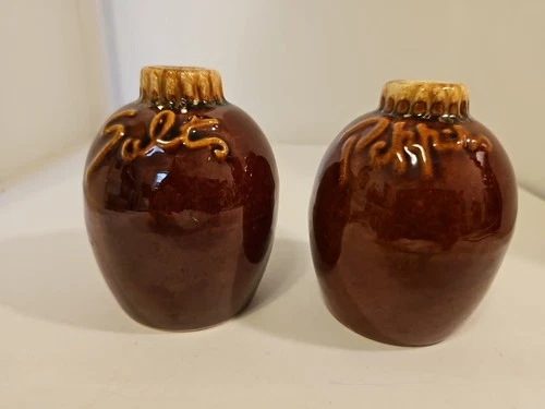 Vintage Hull Pottery Brown Drip Salt and Pepper Shakers Made In America 4"