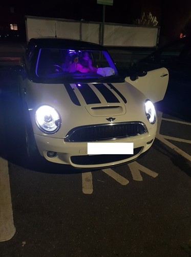 BMW Mini 2007-2013 R55 & R56 Black LED Light Bar DRL R8 Projector Headlights - Picture 6 of 7