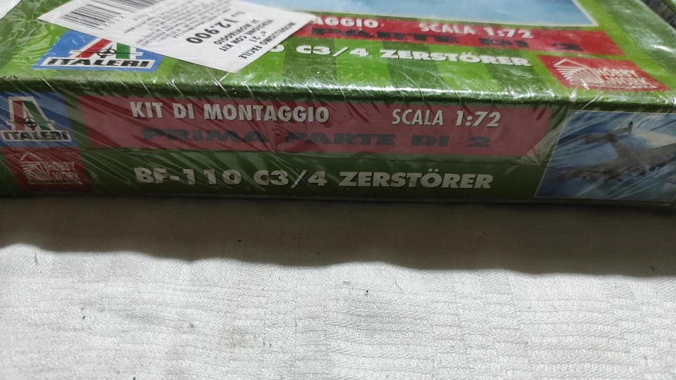 KIT DI MONTAGGIO BF-110 C3/C4 ZERSTORER ITALERI 1:72 MODELLISMO FACILE 21 22 - Immagine 3 di 4